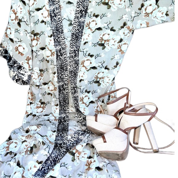 POL - Navy and Mint Green Mixed print Belted Kimono Duster - Picture 13 of 14